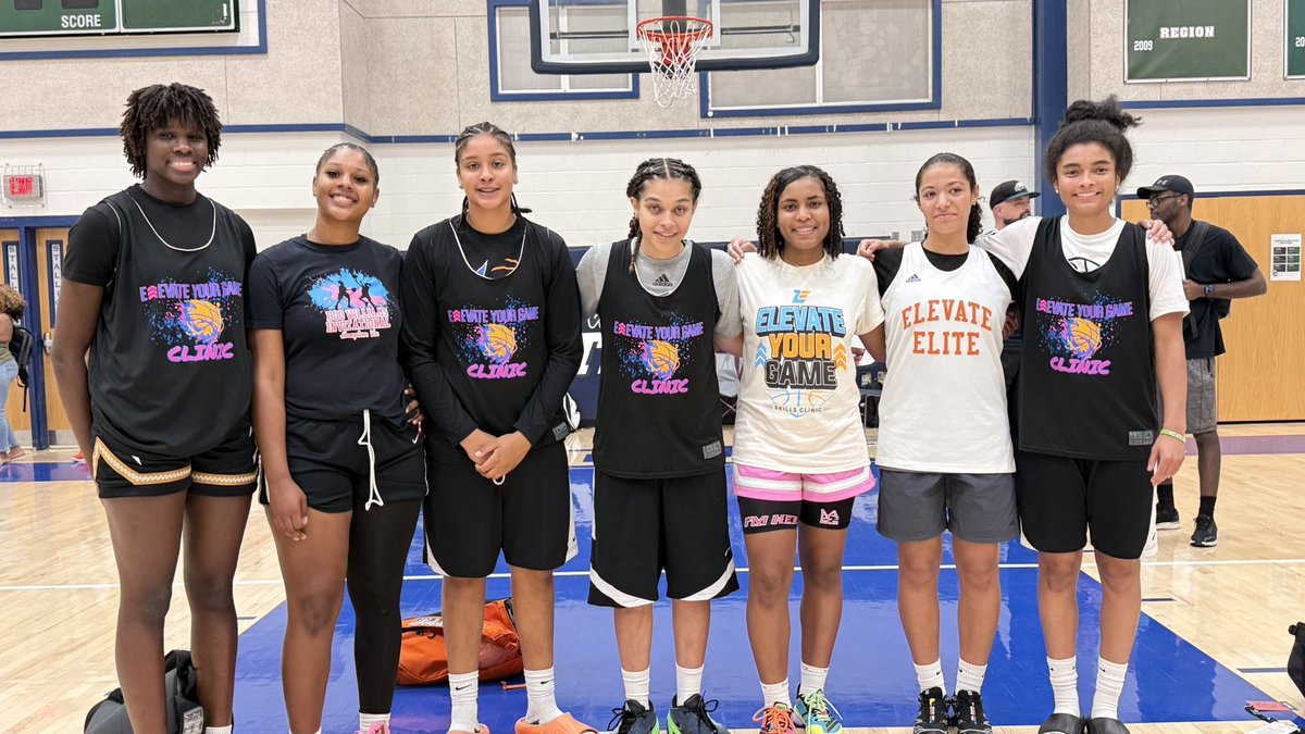 Brooklynn2029's tweet photo. Year 4!! @EYGInvitational Thanks all the coaches for taking time to make us better not just physically but mentally. Thanks @KPannell71 for giving us advice to be our own brand. Lucky to have about half my Bishop Ireton sisters in the building. Come see us all at next open gym. https://t.co/0DVWAMaYG5