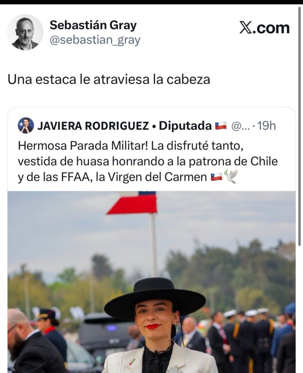 Gorderizador's tweet photo. Este no es el mismo "profesor" comunista de la Universidad Católica que votó apruebo, por Boric y critica a la "ultraderecha" porque es un peligro para la sociedad?

@ucatolica https://t.co/GqfedCOiZg