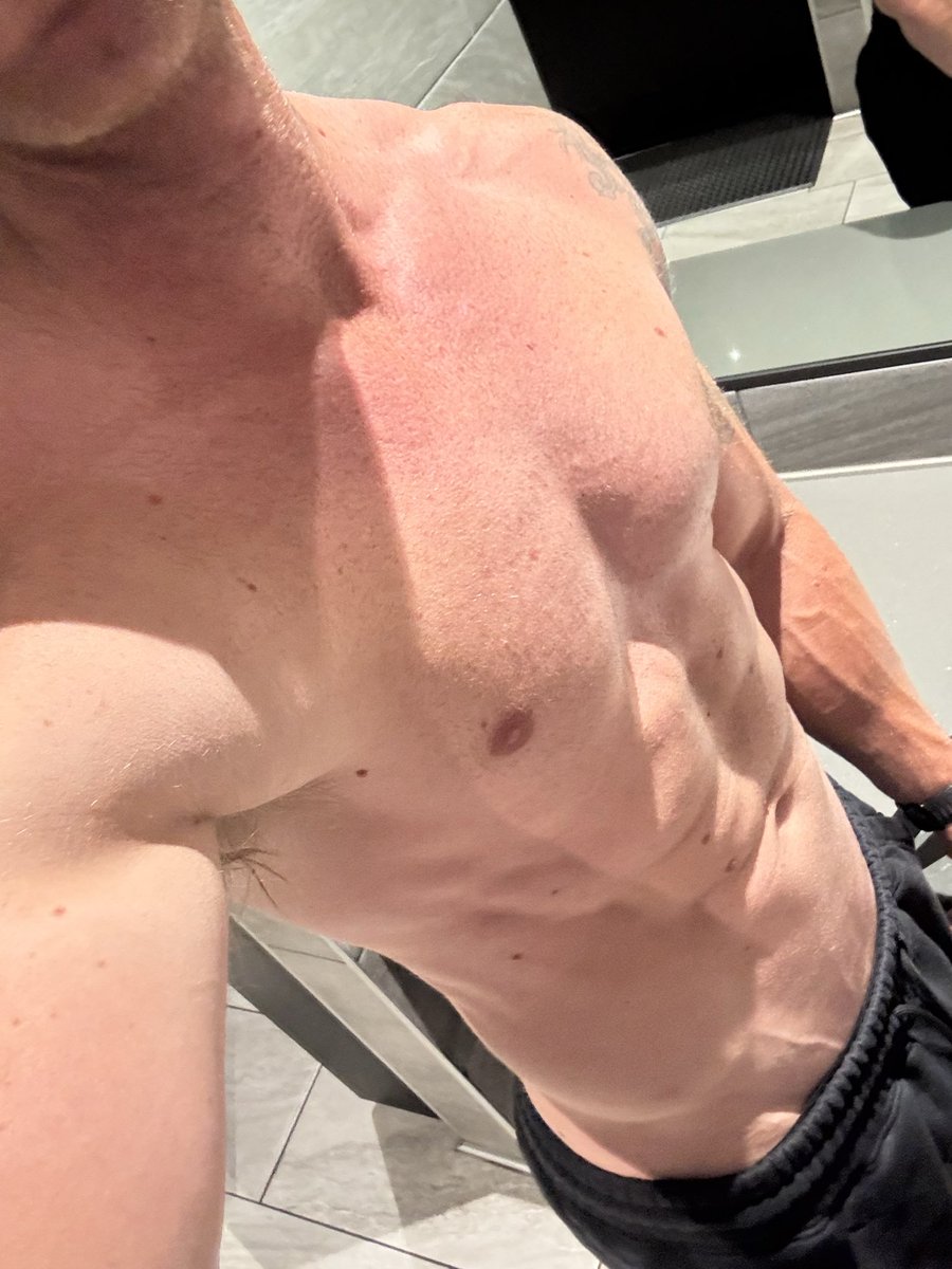 TheFitDILF90's tweet photo. Ready to get back to this 😜. #DILF #gymlife #fitness #nsfw #nsfwtwt https://t.co/M9dVmRpSlI