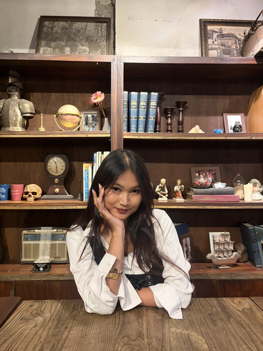 norwecia's tweet photo. Nothing but her. https://t.co/WEo7xVeuGy
