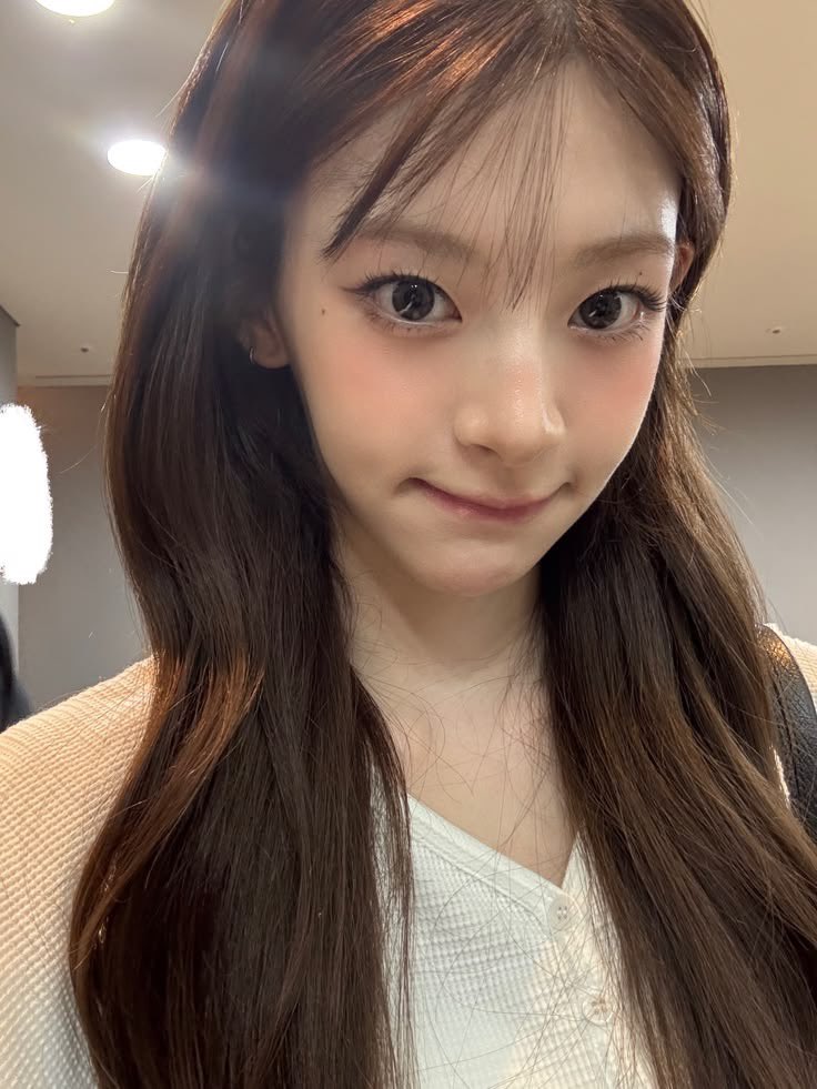 StudentsSeeun's tweet photo. @StudentsWonbin GUMONING ABAAANG. ABSEEEN. https://t.co/5w16B8nPCe