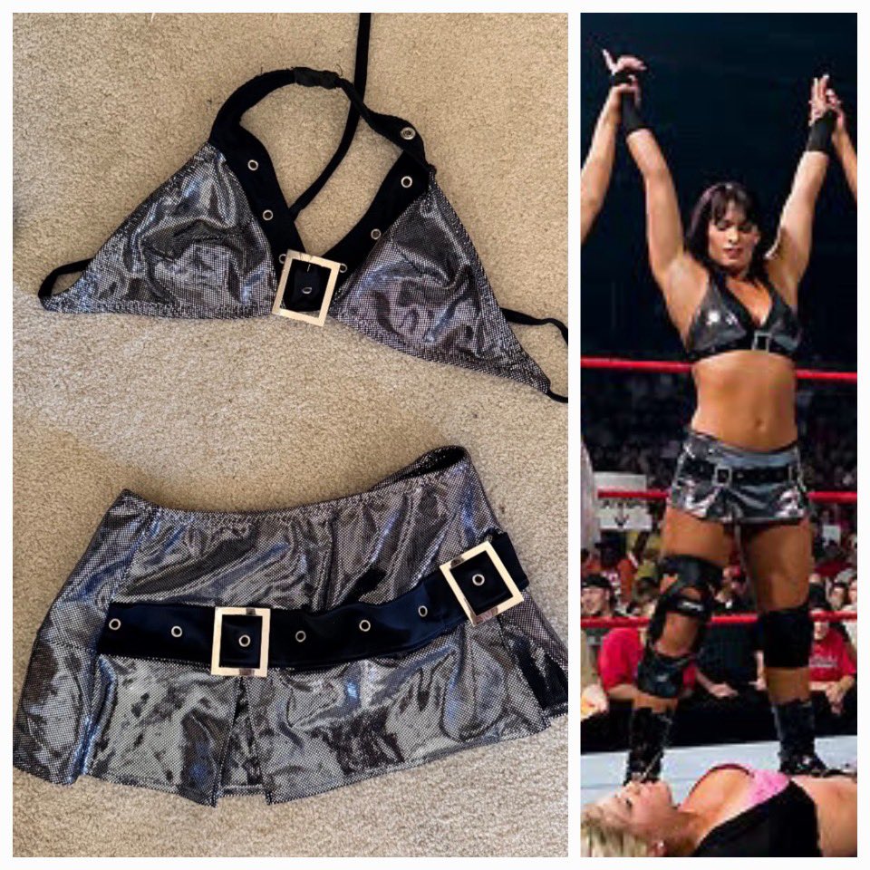REALLiSAMARiE's tweet photo. Guess what I found???? Ring worn gear! Yayyyyy! Available on my live @whatnot this Friday. Get your prebids in. I don’t have ring gear left. Download @whatnot and follow RealLisaMarie. https://t.co/4QsUHIvtjP