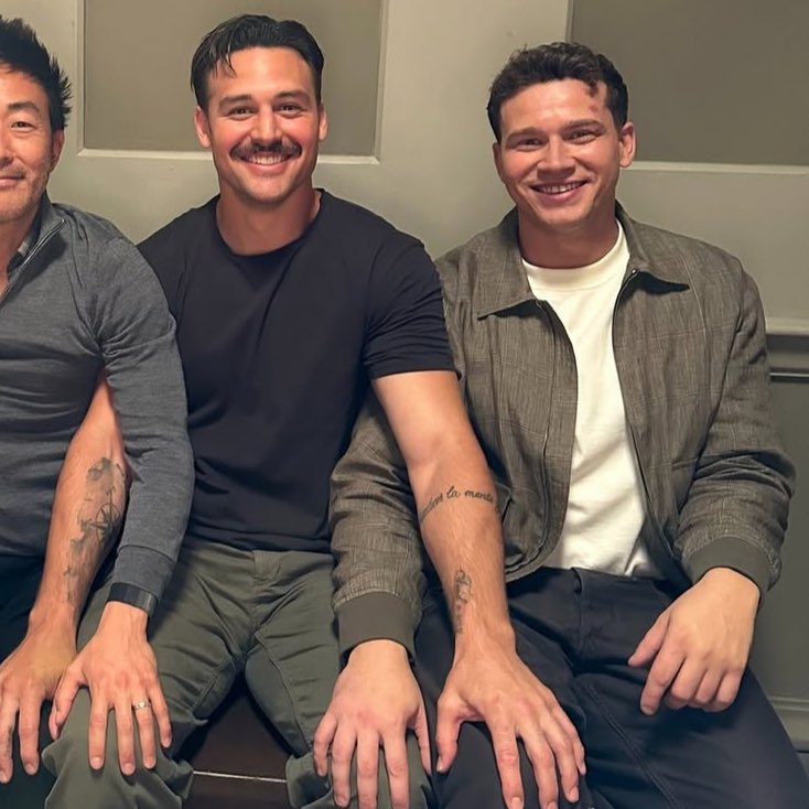 buckitallup's tweet photo. oliver’s giddy ass smile every time he’s next to ryan #ok https://t.co/WbZ2VvHpoj