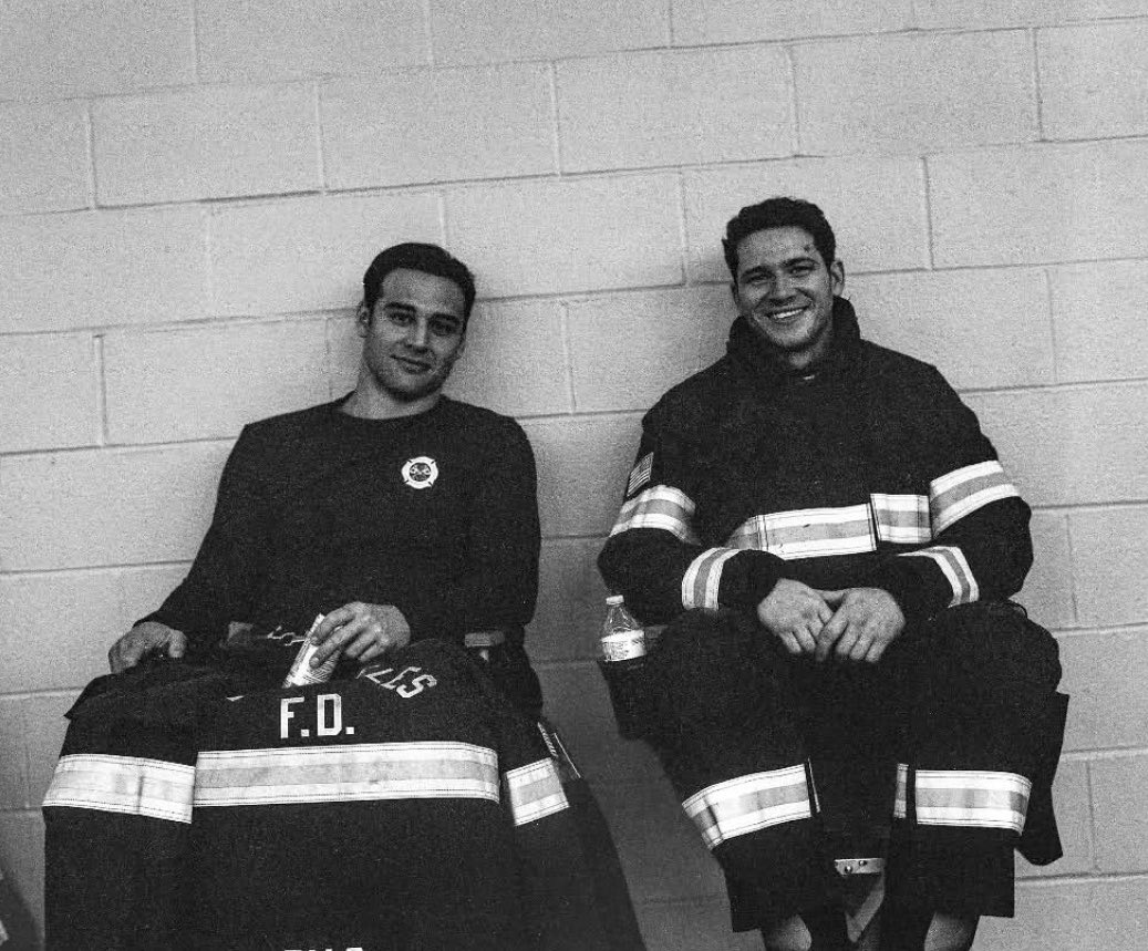 buckitallup's tweet photo. oliver’s giddy ass smile every time he’s next to ryan #ok https://t.co/WbZ2VvHpoj