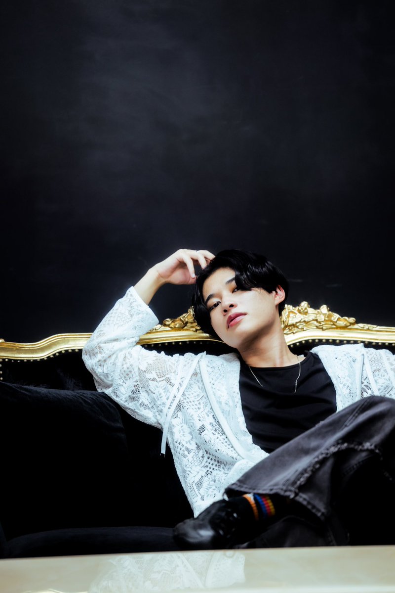 monoxlos's tweet photo. 今日はTOKYO CALLING 2026
下北沢MOSAiCにて13:30〜よりお待ちしてます👾
全然関係ないホストクラブごっこ(？)
を添えて━━。 https://t.co/IrVUx0MDrU