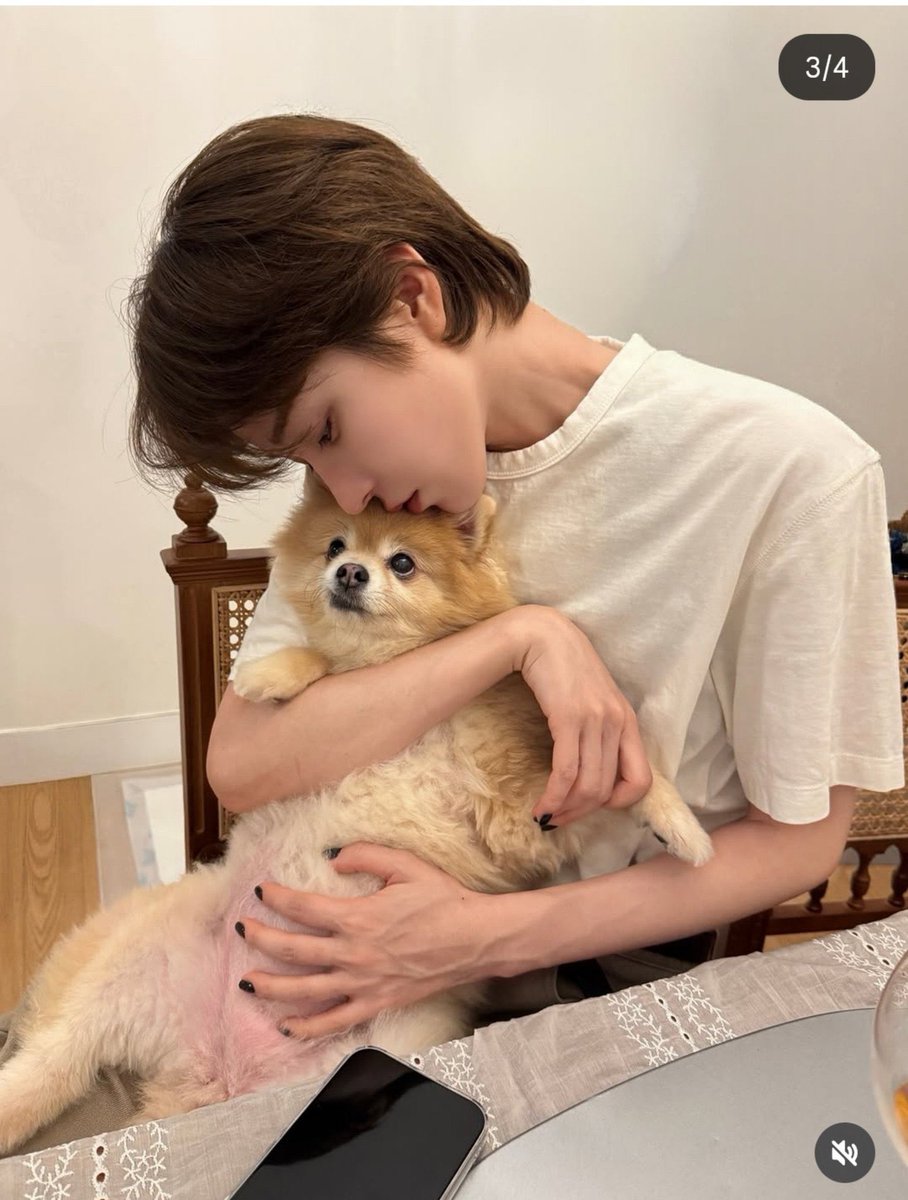 dokyeoryeo's tweet photo. cowok cantik x cewek ganteng https://t.co/NJjepUdkmW