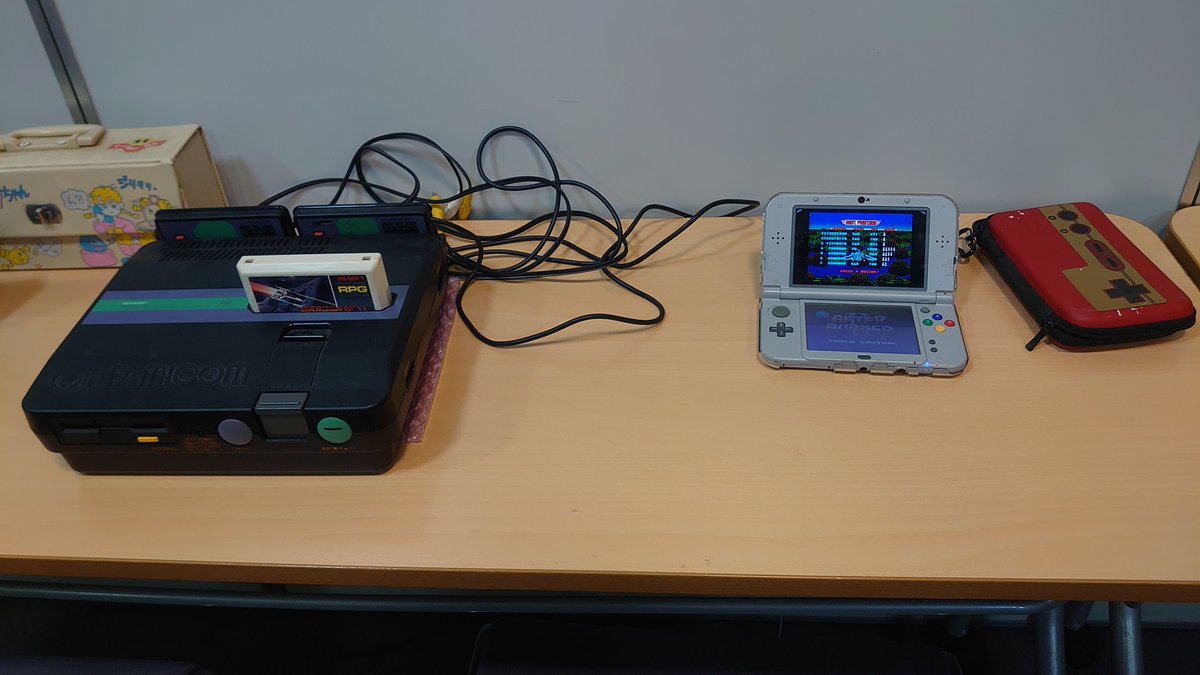 dotnomori's tweet photo. おはようございます。
投稿遅れましたが、
第１７回（実質１８回）飛竜のレトロゲーム交流会朝霞交流会Ⅳ

スタート致しました。
１６時までやっていますので是非ともお立ち寄り下さいませ。

本日も宜しくお願い致します。 https://t.co/MK0DyrA1Js