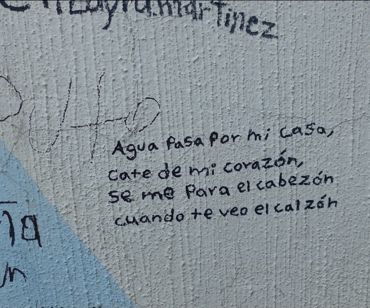 Vanillacream20_'s tweet photo. Les comparto este bonito poema https://t.co/MllsBo7kM0