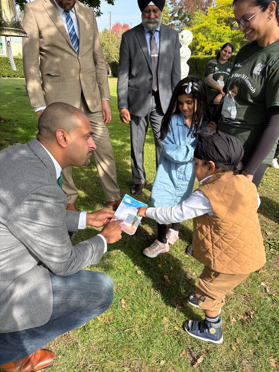 KahlonRav's tweet photo. 1/2 Having a child with a rare disease is stressful enough. Navigating the system to find answers, support and potential treatments can make it that much harder.

Gurmoh Gill’s family has been extraordinary advocates, helping shine a light on the challenges families face. https://t.co/XQtajlN1Ro
