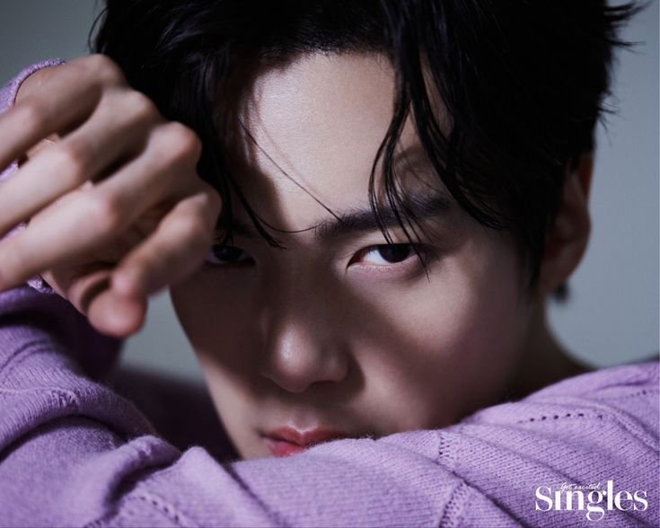 minhyemo's tweet photo. ansiosa pra quando o minhyuk voltar pras revistas agora que a starship abriu as correntes do porão https://t.co/vkNyKc4DD3