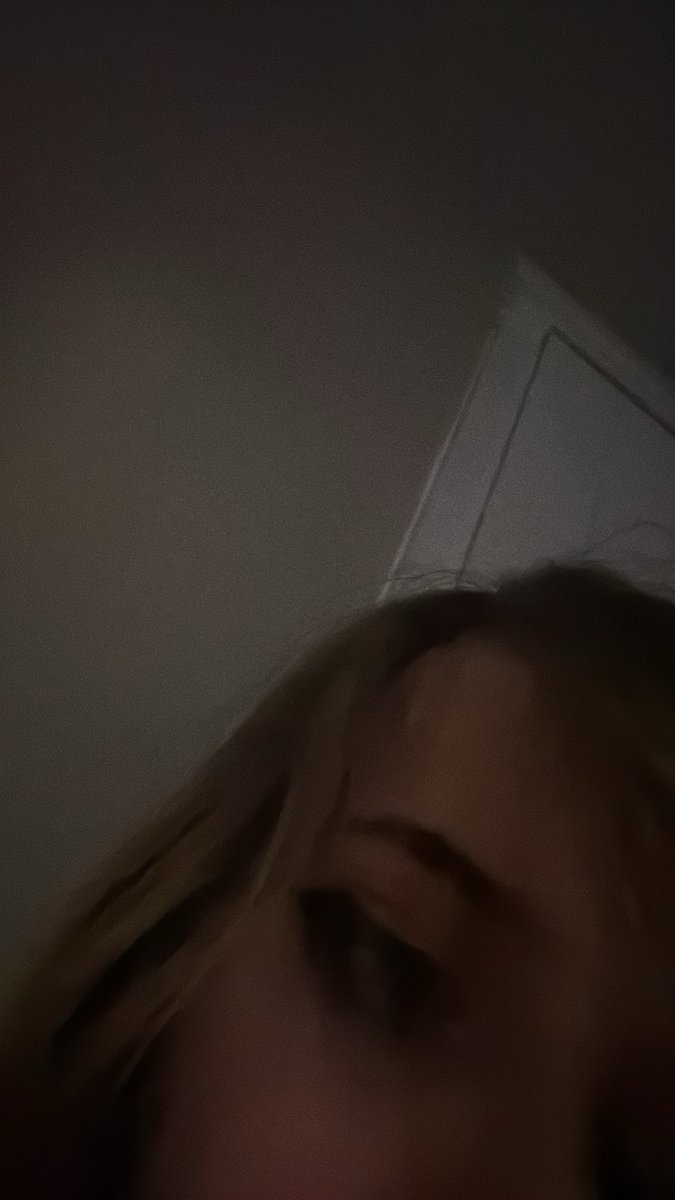 strawberysalad's tweet photo. Guys I'm so high I feel like a deer https://t.co/t3L7FpNjpR