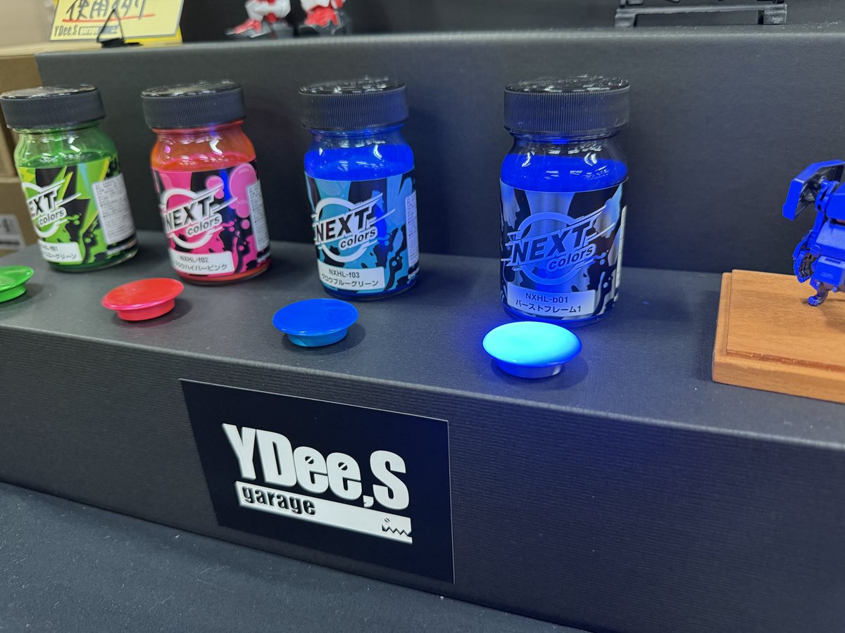 deee_y47112's tweet photo. 設営完了しました！！🔥
YDee,S garage 物販ブース、準備万端です！

NEXT colorsをはじめ、各種アイテムを揃えてお待ちしております！

本日はよろしくお願いします🙌

#ネクスポ2026
#YDeeSgarage https://t.co/Av5STfbiOm