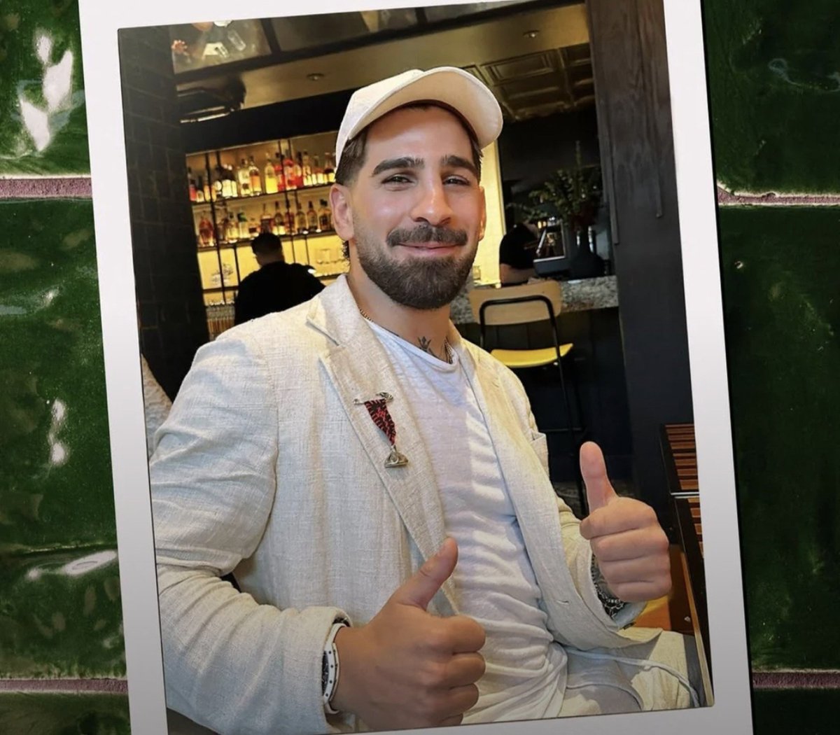 HookUnderdog's tweet photo. Ilia Topuria Visits a Georgian Restaurant in New York City 🆕

#IliaTopuria #ufc #mma #trending #nyc #georgia #usa https://t.co/Wn7qDVNrls