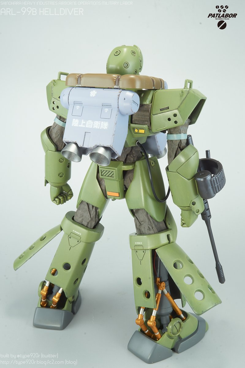 type920r's tweet photo. #機動警察パトレイバー バンダイ 旧キット 1/60
篠原重工 ARL-99B 99式空挺レイバー ヘルダイバー
完成しました。 https://t.co/6yBpV6wqst