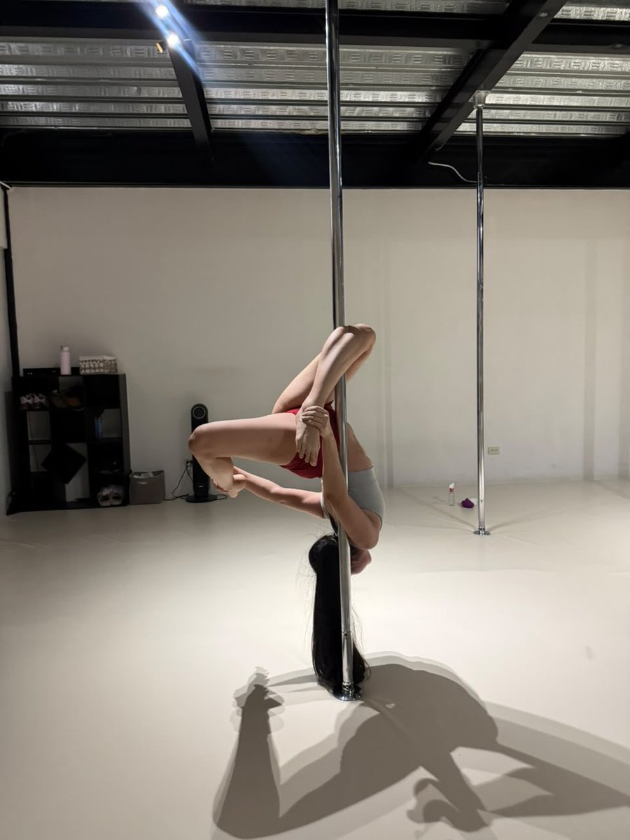 Julietavenusxxx's tweet photo. π§π»βπ©°
https://t.co/EUqFyoN4bc
#gym #pole #poledance #fitness #polesport https://t.co/TkQosbEjqQ