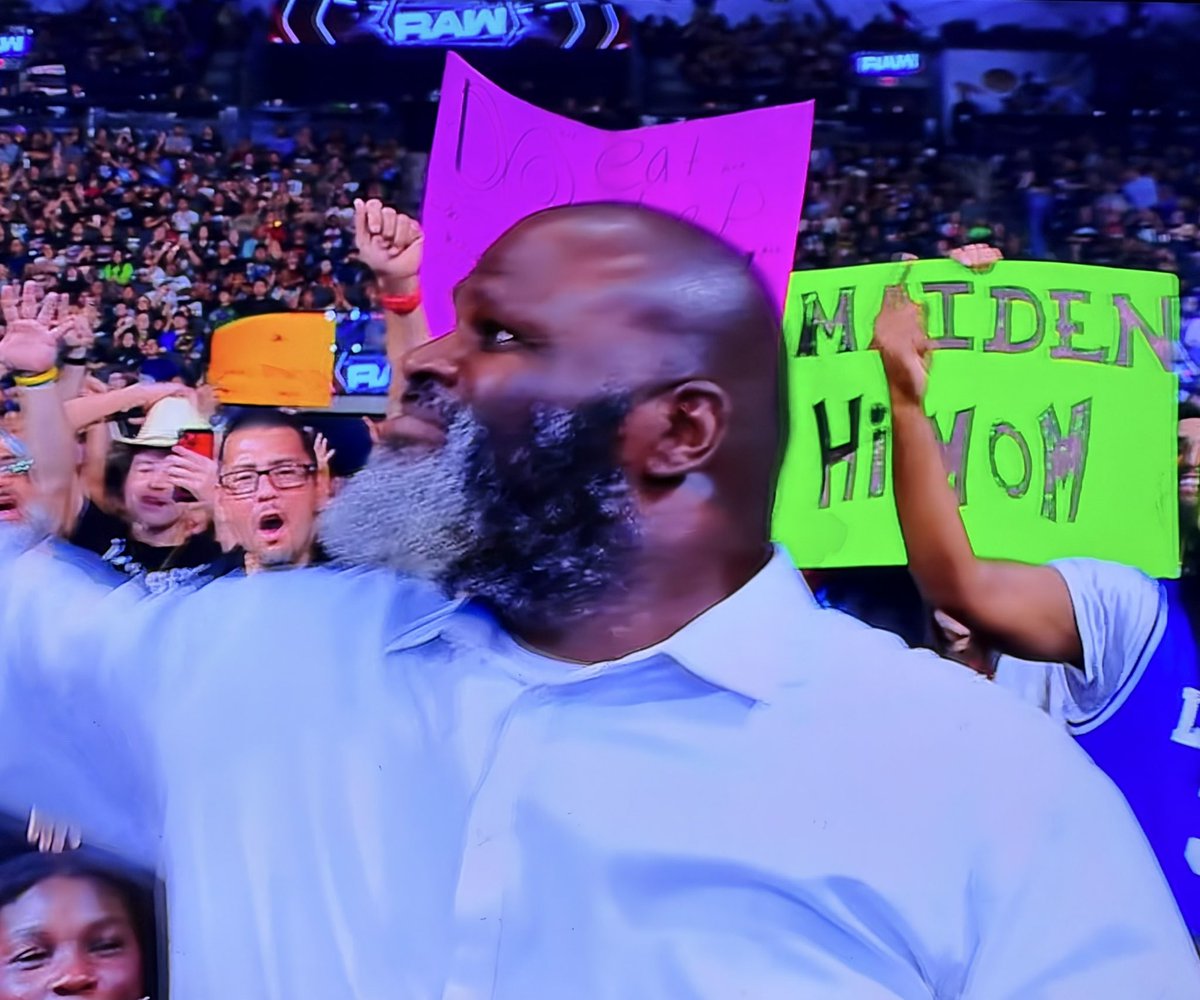 FadeAwayMedia's tweet photo. MARK HENRY WAS SO HAPPY AT THE REACTION HE GOT FROM THE CROWD IN TEXAS TODAY ❤️

You love to see it 

#WWERAW https://t.co/PBOx2n5F1G