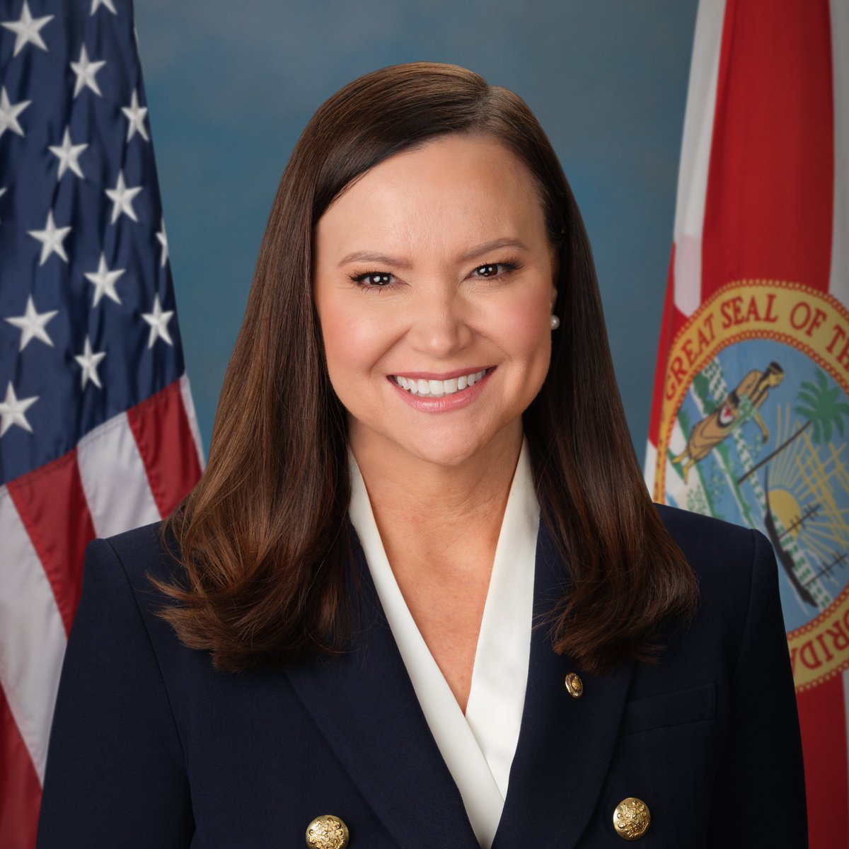 EricLDaugh's tweet photo. 🚨 JUST IN: SAVE America Act champion Sen. Ashley Moody is set to CRUISE to reelection in deep-red Florida, per new poll

🔴 Ashley Moody: 49.3% (+7.5)
🔵 Angie Nixon: 41.8%
🟡 Unsure: 6.5%

Could be by even more than that. Moody is an electoral FORCE

Florida will STAY RED! ☀️

@InsiderPolling | 9/20-21 | N=600LV