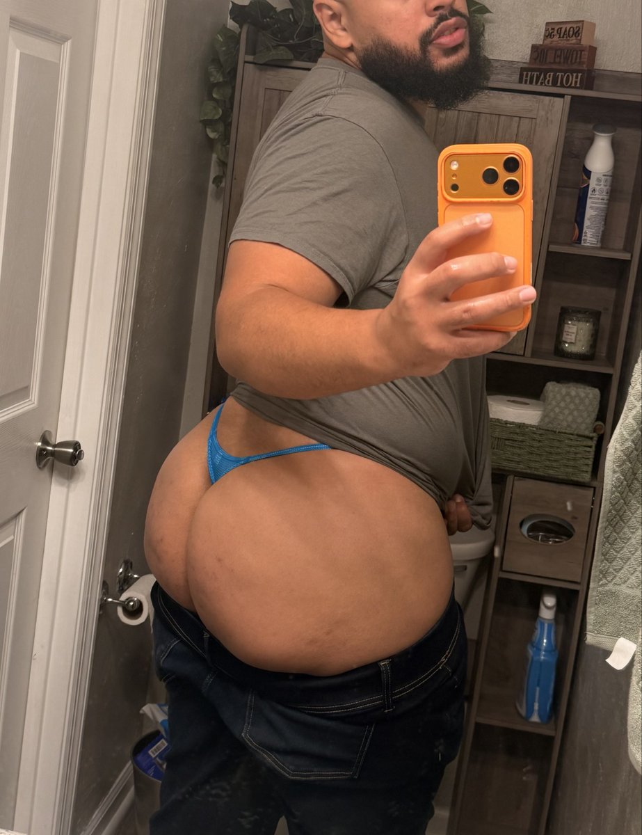 ThiccKingB248's tweet photo. 😝 https://t.co/ECJ4MhNagj