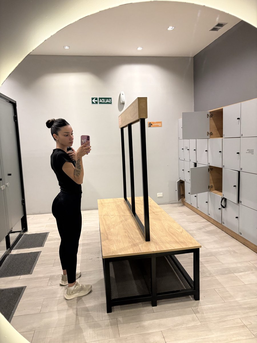 araasoria_'s tweet photo. 🏋🏻‍♀️ https://t.co/YJTWwWRU9b