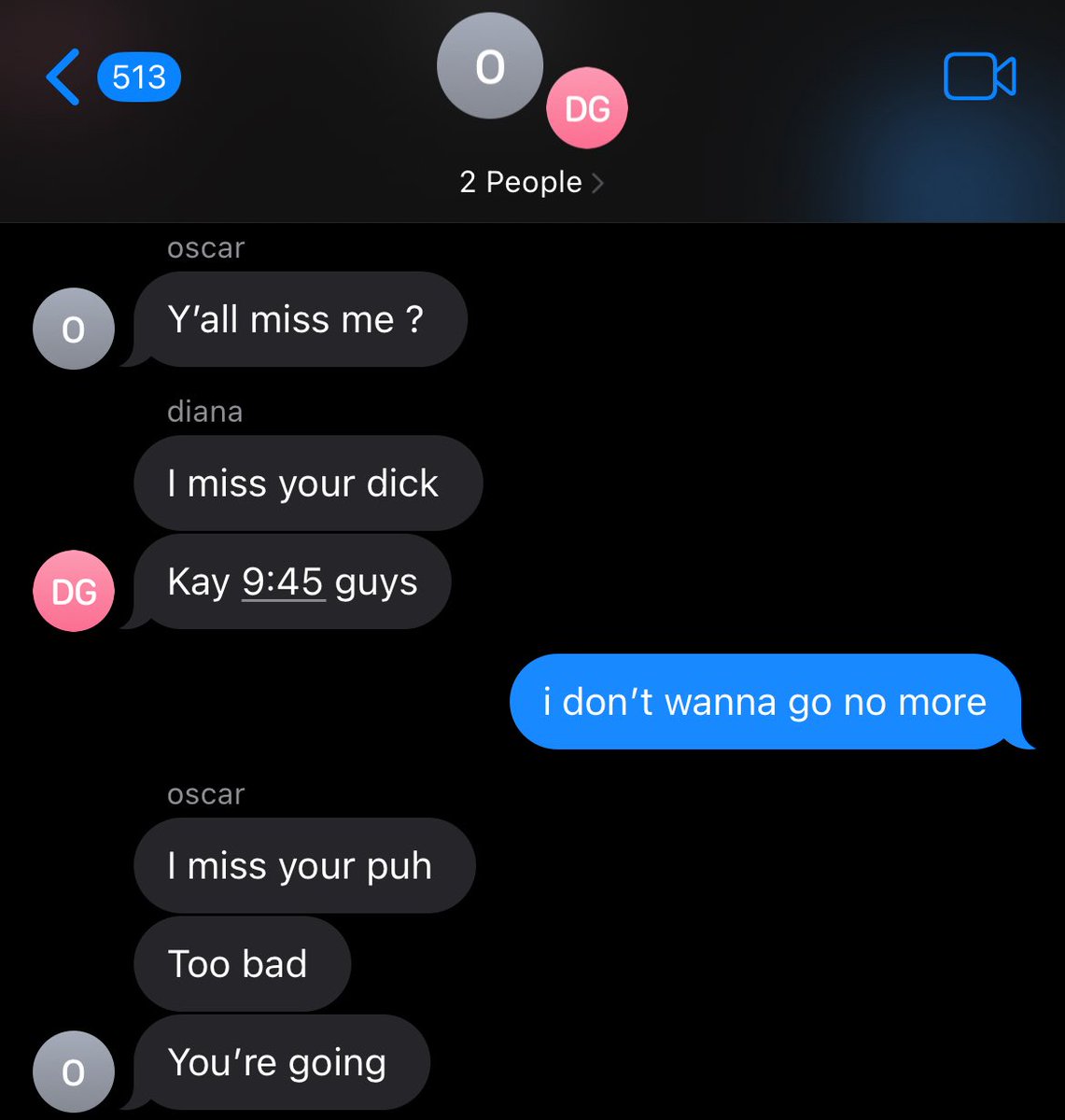 hyvkwons's tweet photo. i hate third wheeling bro 🫩 https://t.co/emv7pjoVa3