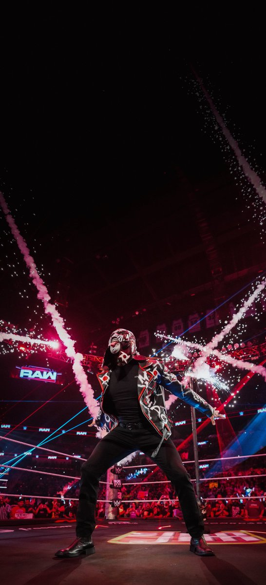 ItzVarun_____'s tweet photo. Penta Wallpapers!

#WWERAW https://t.co/d9xfQYBneH