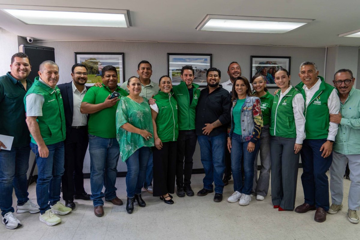 HolaDango's tweet photo. 🟢⚪Partido Verde suma experiencia y fuerza territorial con Anna Chimal en Atlacomulco https://t.co/toLJmFVMcO