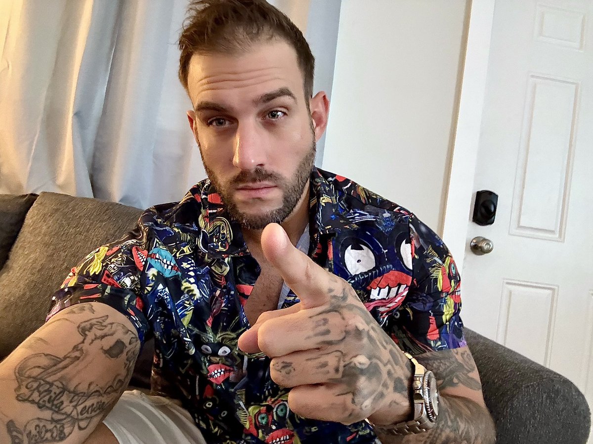 SpareParts_Sol's tweet photo. Day 1 of posting pics of the guy that stole $5,000 from me. If you are really trying to clean these spaces then fukin  repost this you fukin pussies https://t.co/yYo6hS0nLK
