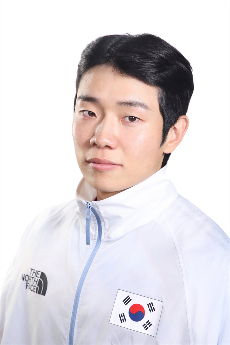 sscomet3's tweet photo. 김지찬 네이버 국대 프로필 https://t.co/KTYnuDkdyy