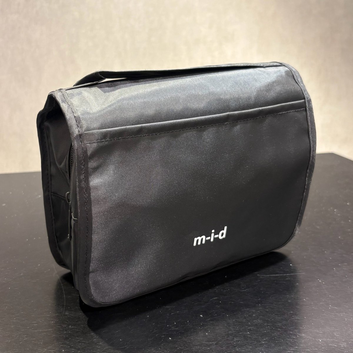 M_PREMIER_JP's tweet photo. ▶︎ 玉川高島屋店
【 FALL 2026 COLLECTION】9/25(金)～9/27(日)
税込¥66,000以上お買上の方に先着でオリジナルハンギングポーチを差上げます

流れるようなフリルが華やかなワンピース入荷しました

ダブルクロスフリルデザインワンピース￥39,600
https://t.co/EhrFXOXnqb

#mpremier #エムプルミエ https://t.co/ZJerAgENv6