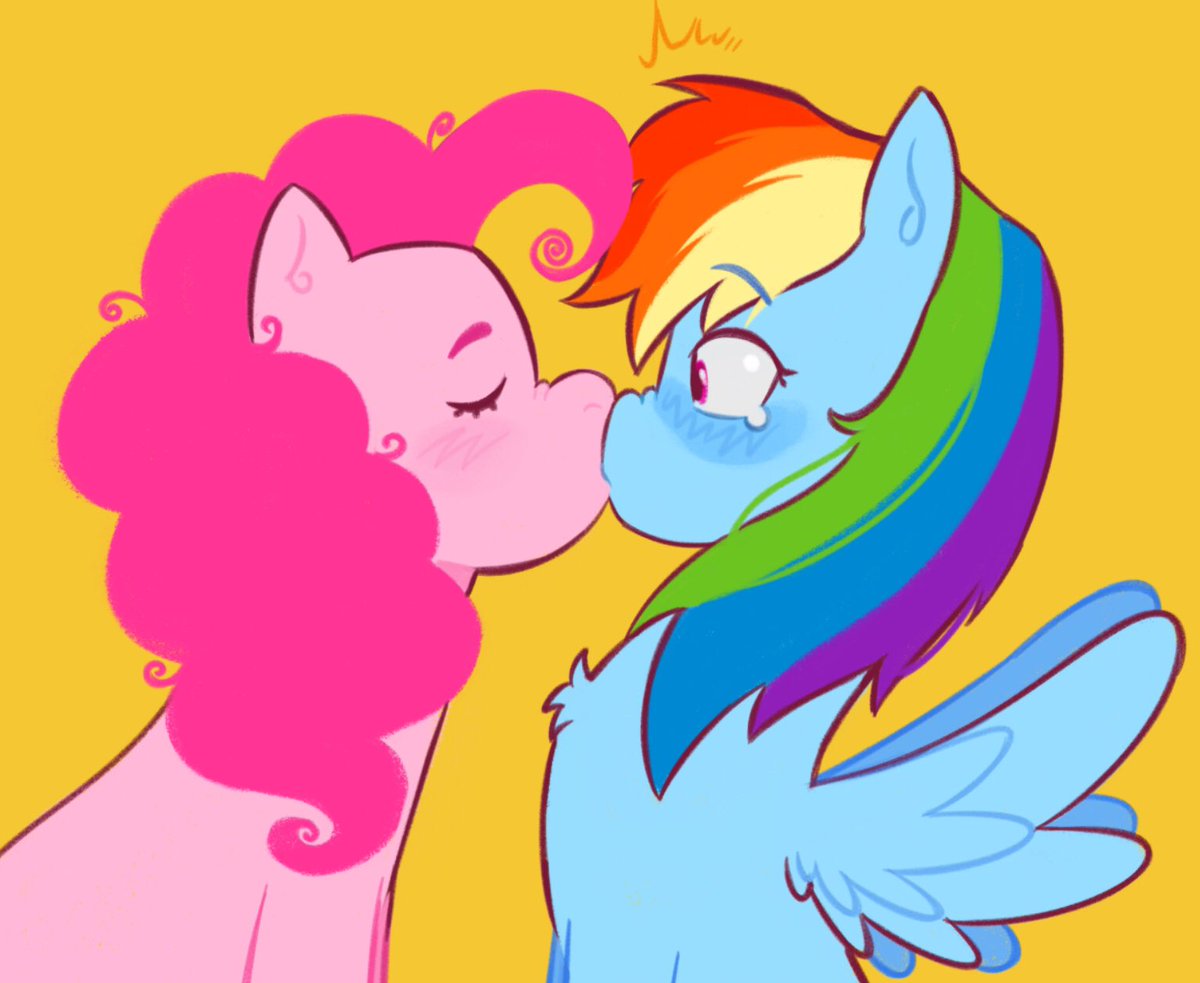 alphynelover900's tweet photo. a sweet kiss to make you feel better 🩷🩵 https://t.co/v8TomRRoW3