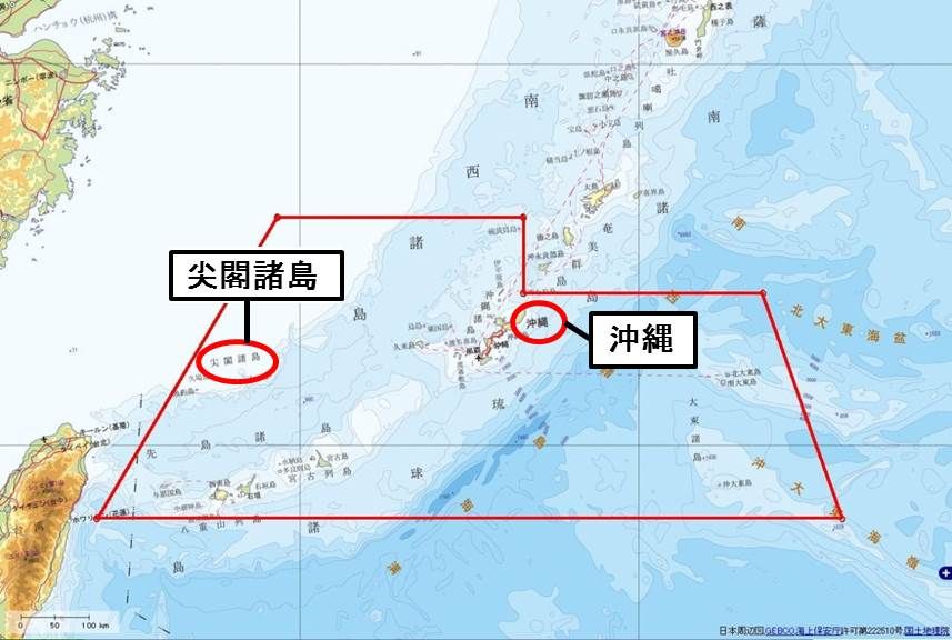 yukin_done's tweet photo. 沖縄の施政権が日本に返還されたのは日中国交正常化(日台断交)の4か月ほど前の昭和47年(1972年)5月15日でしたが、この時 発効した沖縄返還協定(琉球諸島及び大東諸島に関する日本国とアメリカ合衆国との間の協定)には、日本に施政権が返還される対象地域の中に尖閣諸島が含まれています。