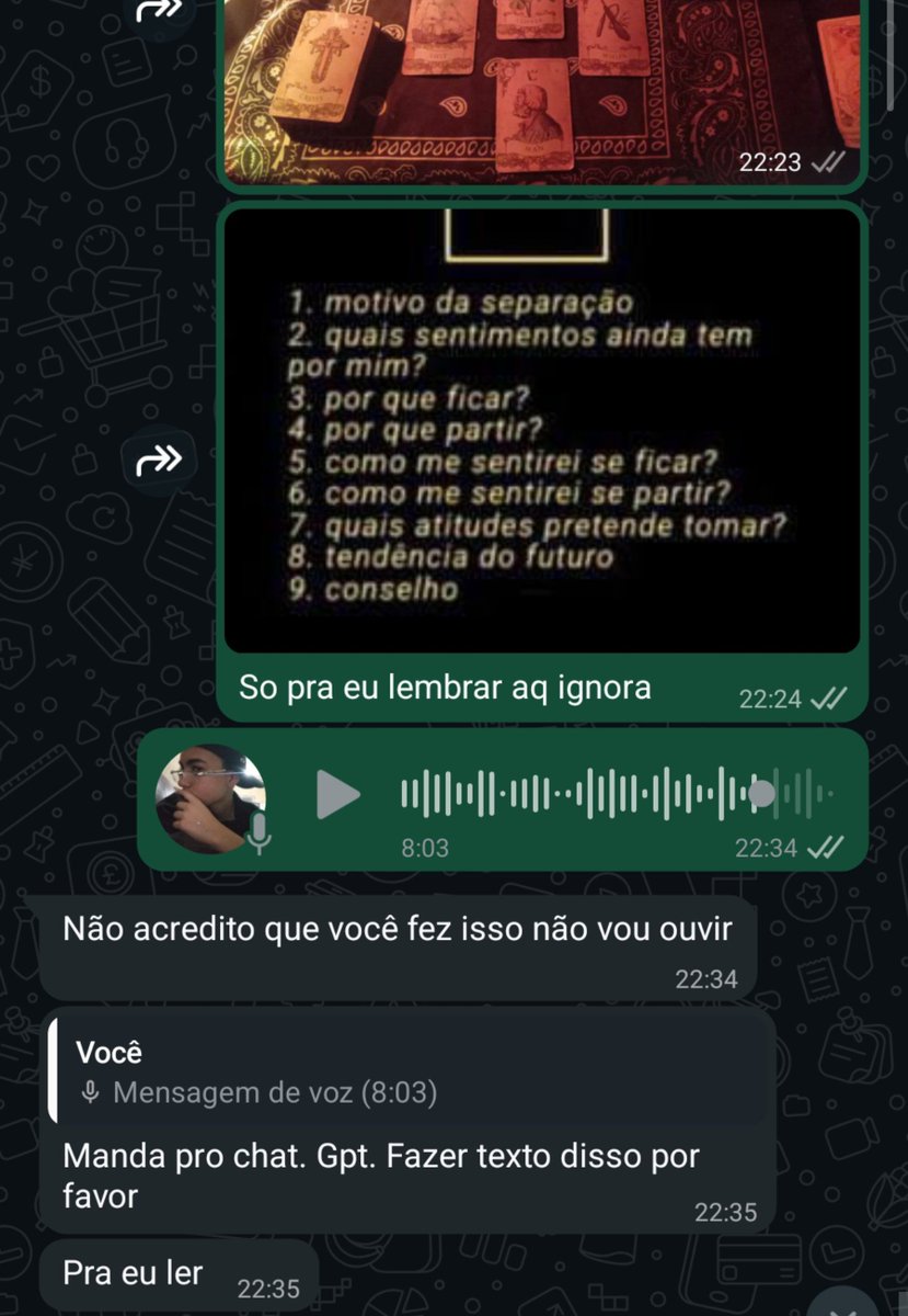 jkccarioca's tweet photo. Um dia normal sendo cartomante ✌🏻 https://t.co/d64ejaHEiO