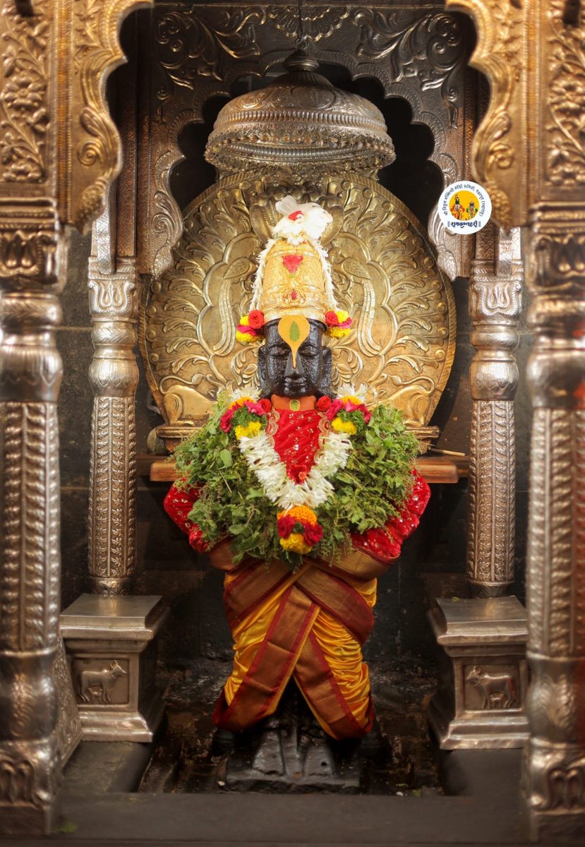 PandharpurVR's tweet photo. 🚩🚩🚩🚩🚩🚩🚩🚩🚩🚩🚩
*श्री विठ्ठल व रुक्मिणीमाता दर्शन पंढरपूर*
      *मंगळवार दि- २२ सप्टेंबर २०२६*
            *🌹काकडा आरती🌹*
               *🌸नित्य पुजा🌸*
            *🙏🏻राम कृष्ण हरी.🙏🏻*
        *🚩परिवर्तिनी एकादशी 🚩*
🚩🚩🚩🚩🚩🚩🚩🚩🚩🚩🚩 https://t.co/VybvqGw14v