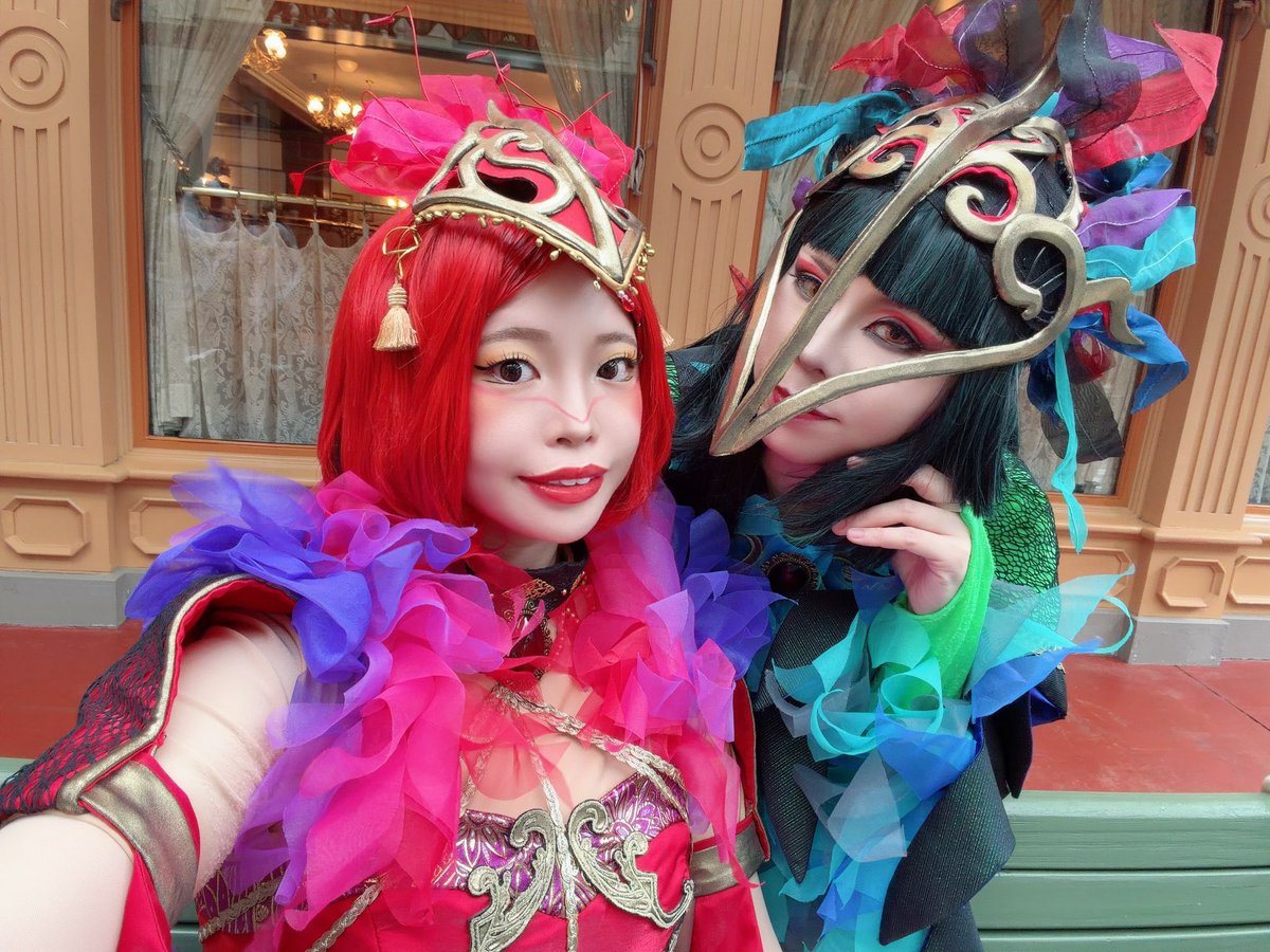 v_15_v's tweet photo. 9/20.21と🏰インしてました！台風ドンピシャだったけど楽しんできたよ〜！
ハッピーハロウィン！🎃

#Dハロ仮装　#Dハロ仮装2026 https://t.co/1S0hcbEXkU