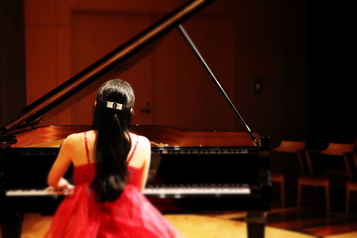 mayupf619's tweet photo. 9月15日、HITOMIホールでの帰国記念リサイタルが終演いたしました。リスト音楽院で学んだリスト晩年の作品を中心に、大切なレパトーリーを地元名古屋にてたくさんの方にお聴き頂けて、心から幸せな時間でした。ご来場くださった皆様、本当にありがとうございました💐今後も精進して参ります🎹 https://t.co/A3e29wbLv7