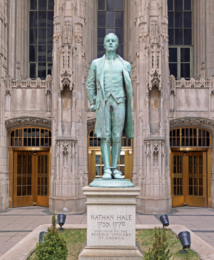 SteveCortes's tweet photo. Good morning. Today in 1776, patriot Nathan Hale was hanged by the British.   

His last words: “I regret that I have but one life to lose for my country.”  

Pic of his statue at Tribune Tower, Chicago. https://t.co/0Iwba7RpS3