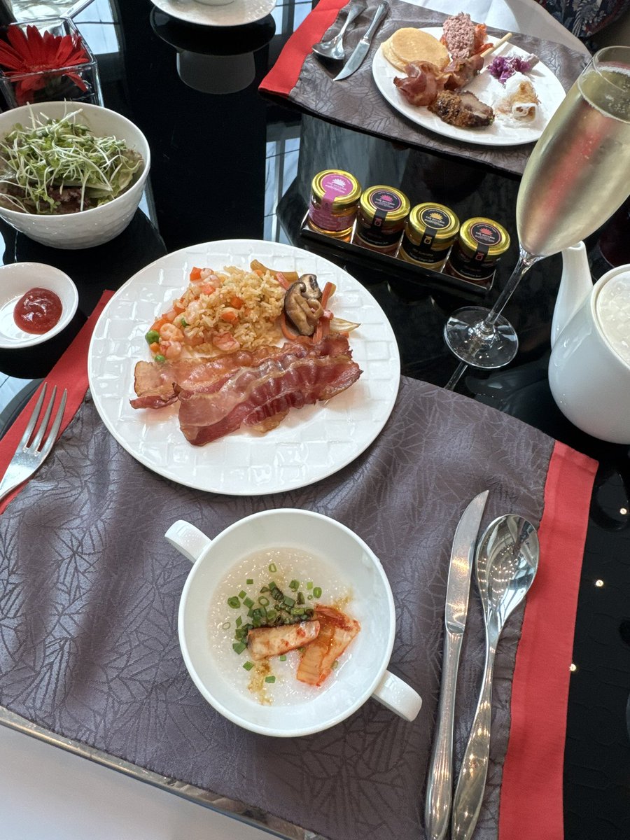 samidare0723's tweet photo. 食べ物ばっか撮ってるな https://t.co/WH9cY4Jt7J