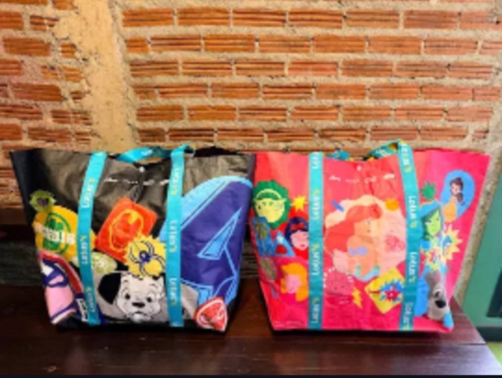Anu705246211807's tweet photo. ใครเป็นสาวก Disney รีบไป Lotus’s ด่วนเลยยย  กระเป๋าน่ารักมากกก

Lotus’s 32Y Collection
#กระเป๋า32ปีCollection https://t.co/g19gMqmLKD