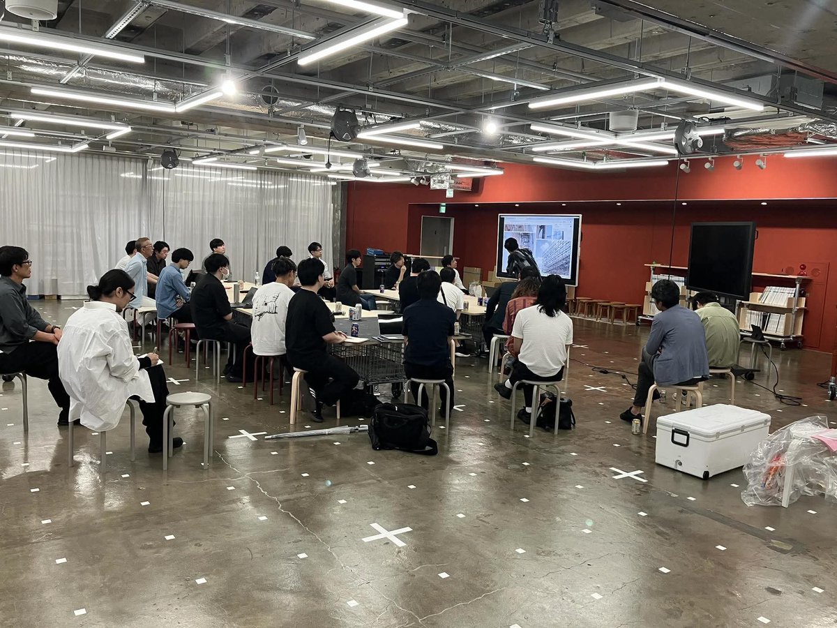 YasuhiroKaneda's tweet photo. JSCAの構造レクチャー午後2時から4時間ほど様々なご質問頂き、とても有意義な時間でした。自分の特異性についてとにかく考えさせられました。
連休中、雨の中来て下さり、皆さんどうもありがとうございました！ https://t.co/BqtC7Id1yF