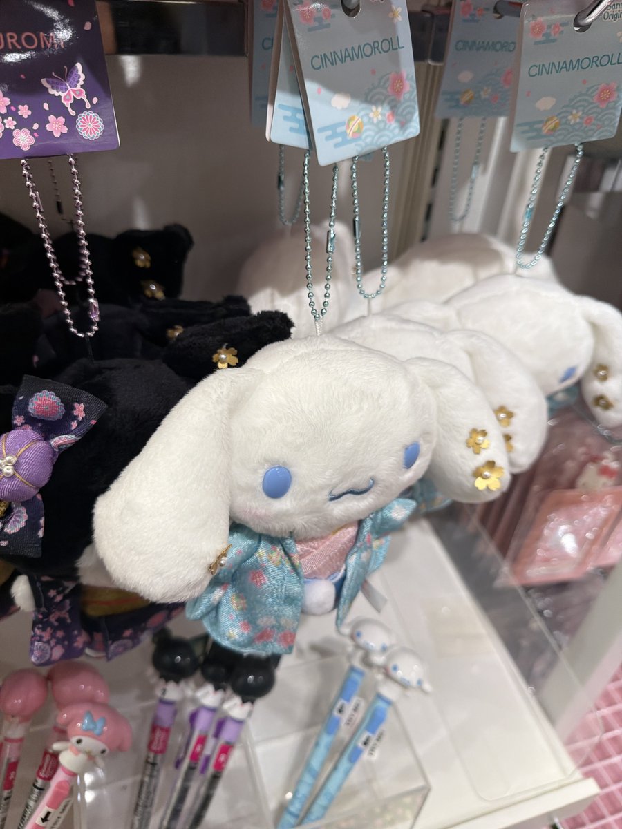 0tasaka's tweet photo. 京都で最高のお店で買い物したє(･Θ･｡)э›› https://t.co/X69C2k5zDg