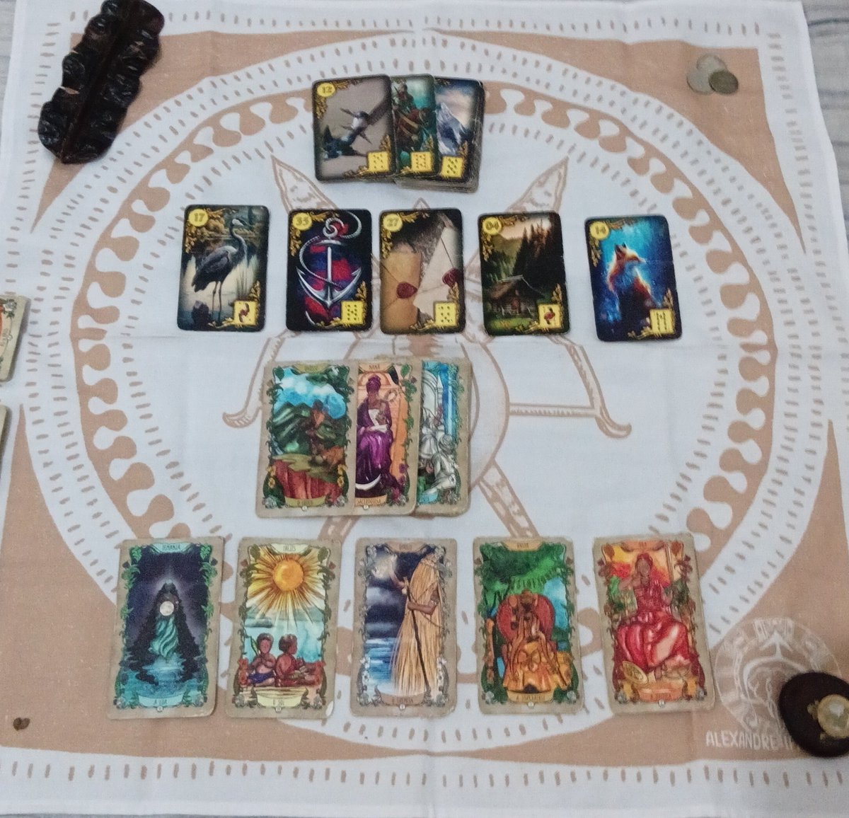 tarologoodara's tweet photo. Plantão do tarot
Ate 00:30
Tarot com respostas profundas para quem realmente deseja respostas em uma tiragem de tarot
Deck de arquétipos
Link de atendimento na bio
#plantao #tarot #atendimentoonline #psique #vidaamorosa #vidaprofissional #salvador https://t.co/txEBxIypdb