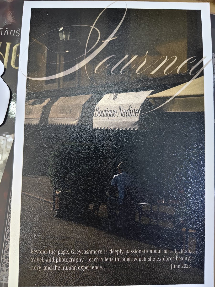 night_mirror01's tweet photo. เล่มที่6ของเดือนนี้
เป็นอีกเรื่องที่ซื้อเพราะปก ไม่รู้ว่าเรื่องราวเป็นยังไงแต่จากภาพเซ็ตติ้งก็คงจะยุโรป แล้วเป็นคนที่อ่านทุกอย่างข้อความในโปสการ์ด+รูปก็พอทำให้เลาๆได้ว่าจะไปต่อกับสำนวนเขียนนี้ได้
เริ่ม D-1 กันเถอะ https://t.co/BiqpApS4va