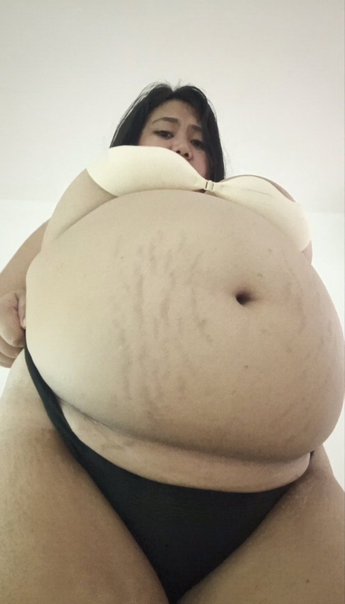 SweetChubbyRen's tweet photo. I think I overate a lil bit - POST STUFFING BELLY PLAYS AND HORNY MOANS. https://t.co/V3EEOL2oX5 https://t.co/2AaENWUpZ7