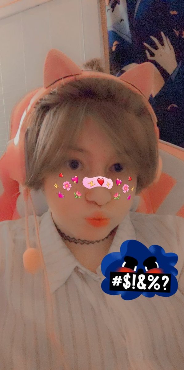 leslorb's tweet photo. ooooo..im beautiful and bashful #wlw #sapphic https://t.co/7CwrEv1K8L