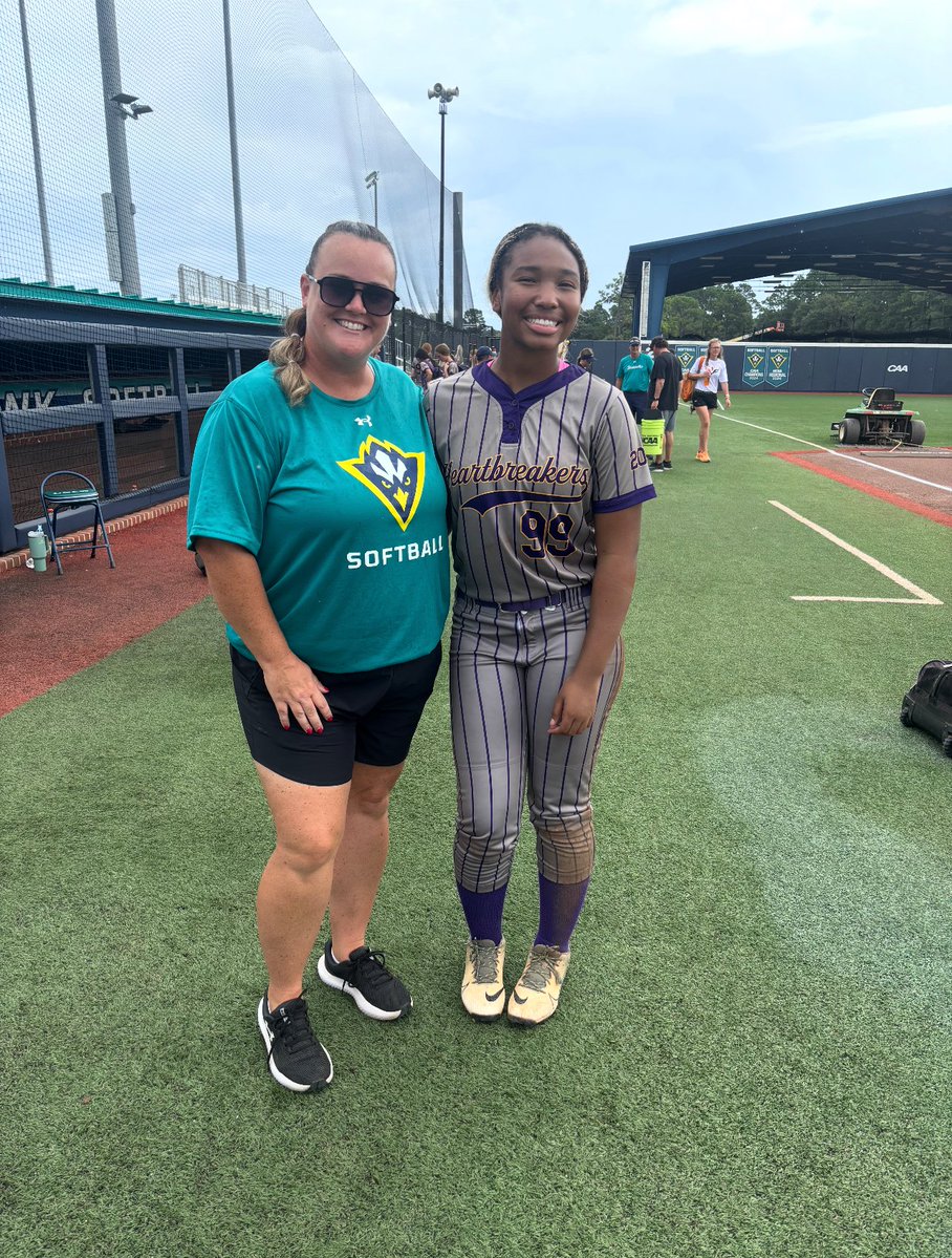 candacelynn2029's tweet photo. First post! Back on the field and loving every minute of it. I had an amazing time at the @UNCWsoftball team camp. I’m grateful for the feedback from the UNCW coaching staff and players. Thank you.
@AshleyWadeUNCW  
@KylerHolton08  
@alyss_33 
@Nationals_Coach 
@ncheartbreakers https://t.co/pLKpFBvw0j