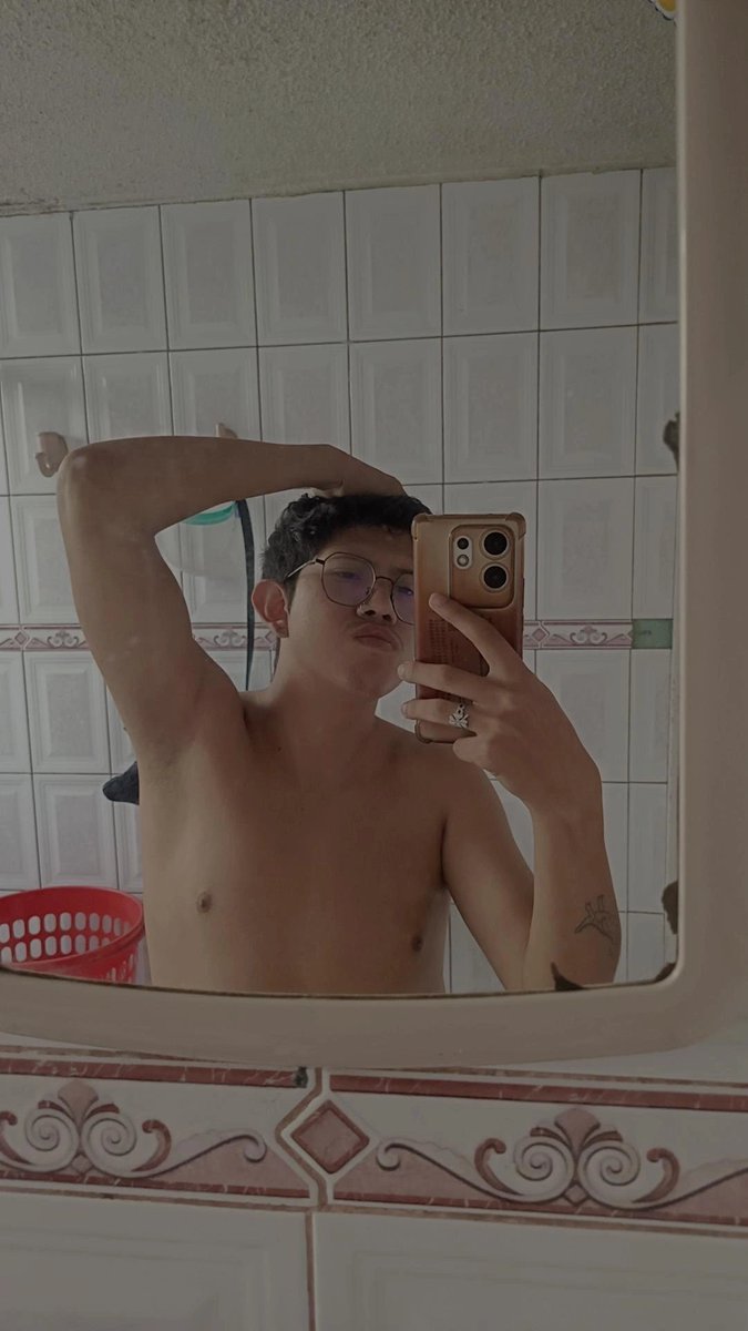 Its_ian_X's tweet photo. Será de volver a subir contenido? 🫦✨ https://t.co/LJaq6AyUlS