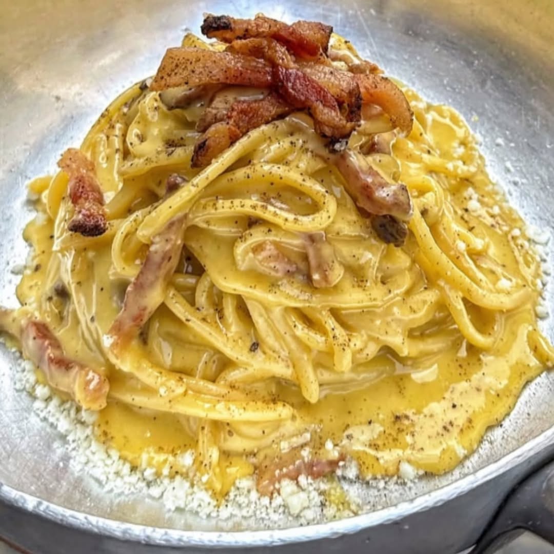 hazelhernandezb's tweet photo. The diet? Postponed indefinitely 🤣🐽
📍 @enjoy_bracciano
▪️▪️▪️▪️▪️▪️▪️
IF YOU LIKED THIS POST, SAVE IT, COMMENT, AND FOLLOW @bestfood_official_ FOR LOTS MORE INDULGENT TREATS! 🐷
▪️▪️▪️▪️▪️▪️▪️ https://t.co/DlXVuF5ioX