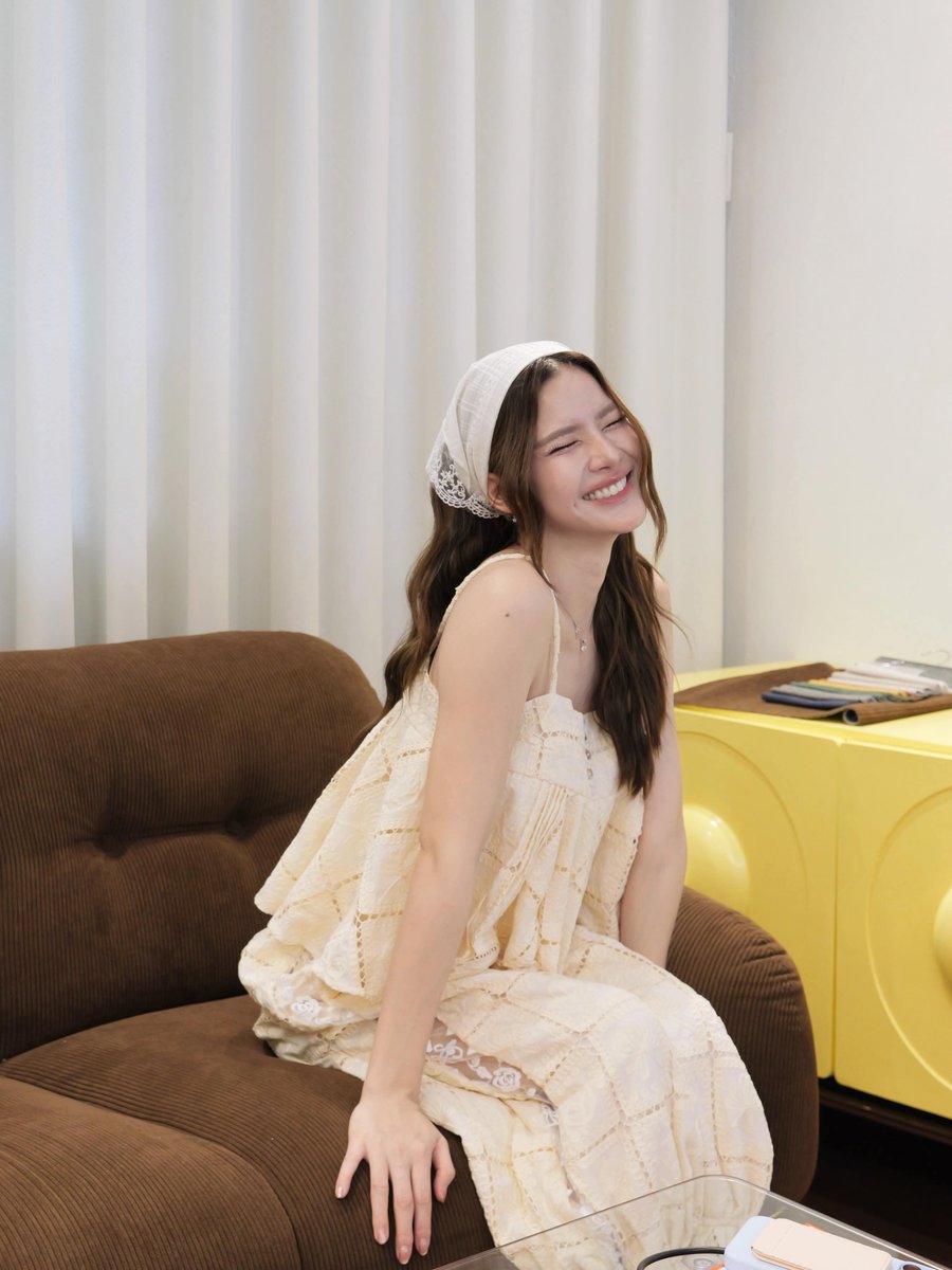 Garnfanclub's tweet photo. วันนี้พี่เทรนด์ขอส่งกำลังใจให้น้องกานต์ในการสอบ

ขอให้การสอบวันนี้ผ่านไปอย่างราบรื่นนะ คะ🫶🏻✨
ทำให้เต็มที่ ไม่ต้องกดดันตัวเองมากเกินไป สิ่งที่ตั้งใจและพยายามมาทั้งหมด ขอให้ผลออกมาเป็นอย่างที่หวังนะ

ขอให้เจอแต่ข้อที่ทำได้ คิดอะไรออก จำได้ทุกอย่าง และทำข้อสอบได้อย่างมั่นใจนะ 💪🏻📚

เก่งที่สุดแล้วนะ วันนี้ทำให้เต็มที่ ที่เหลือปล่อยให้เป็นหน้าที่ของความตั้งใจ ❤️

#nhuugarnns #กานต์ณัฐชา