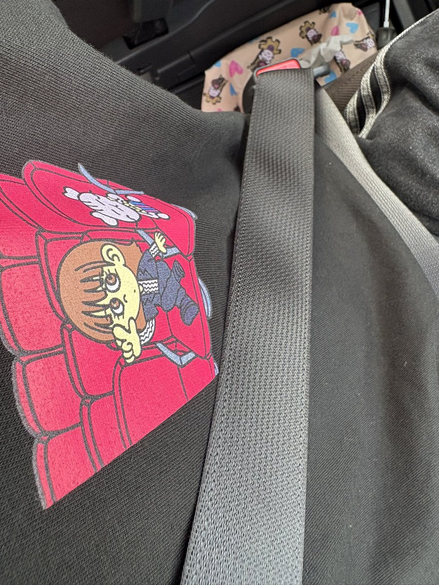 runsiisakura's tweet photo. 流石に大渋滞　間に合うかな
車間距離はゆとりを持ちます。 https://t.co/CZCWUZS2Iq