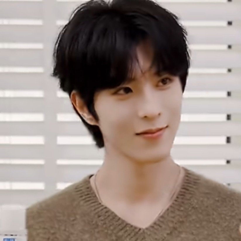 chopchopmad's tweet photo. the soft looks really looks good on him🧡🤗🫳 https://t.co/WooJrii5TY